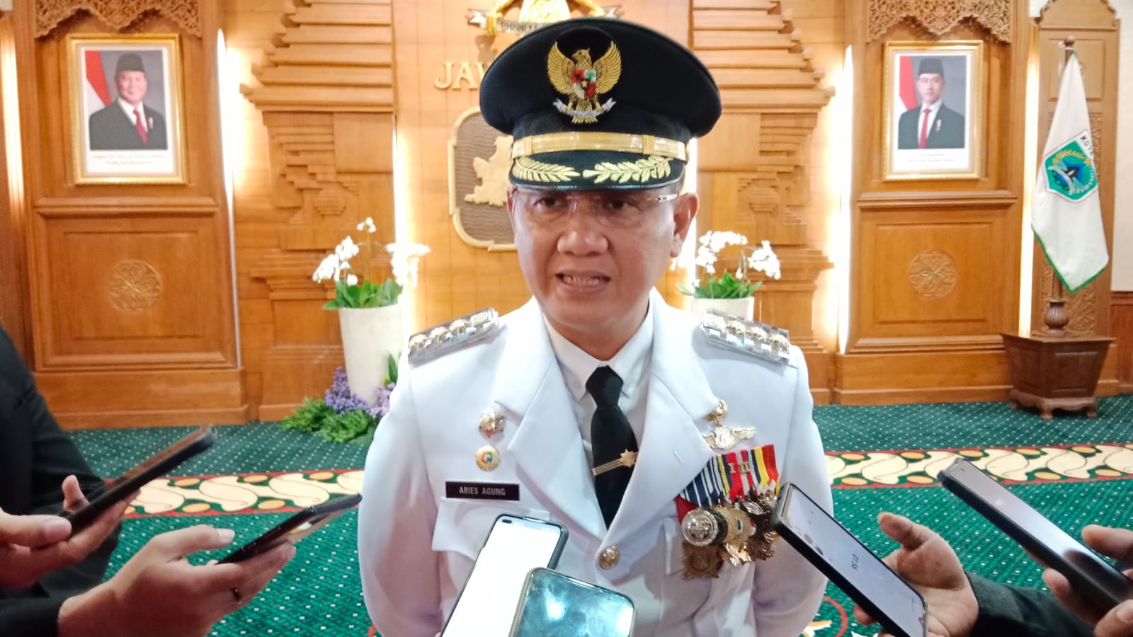 Kepala Dindik Jatim, Aries Agung Paewai,