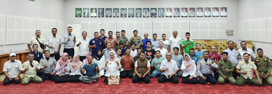 Penjabat (Pj) Bupati Pasuruan, nurkholis Dalam acara perpisahan yang berlangsung di Pendopo Nyawiji Ngesti Wenganing Gusti, Rabu (19/2/2025).