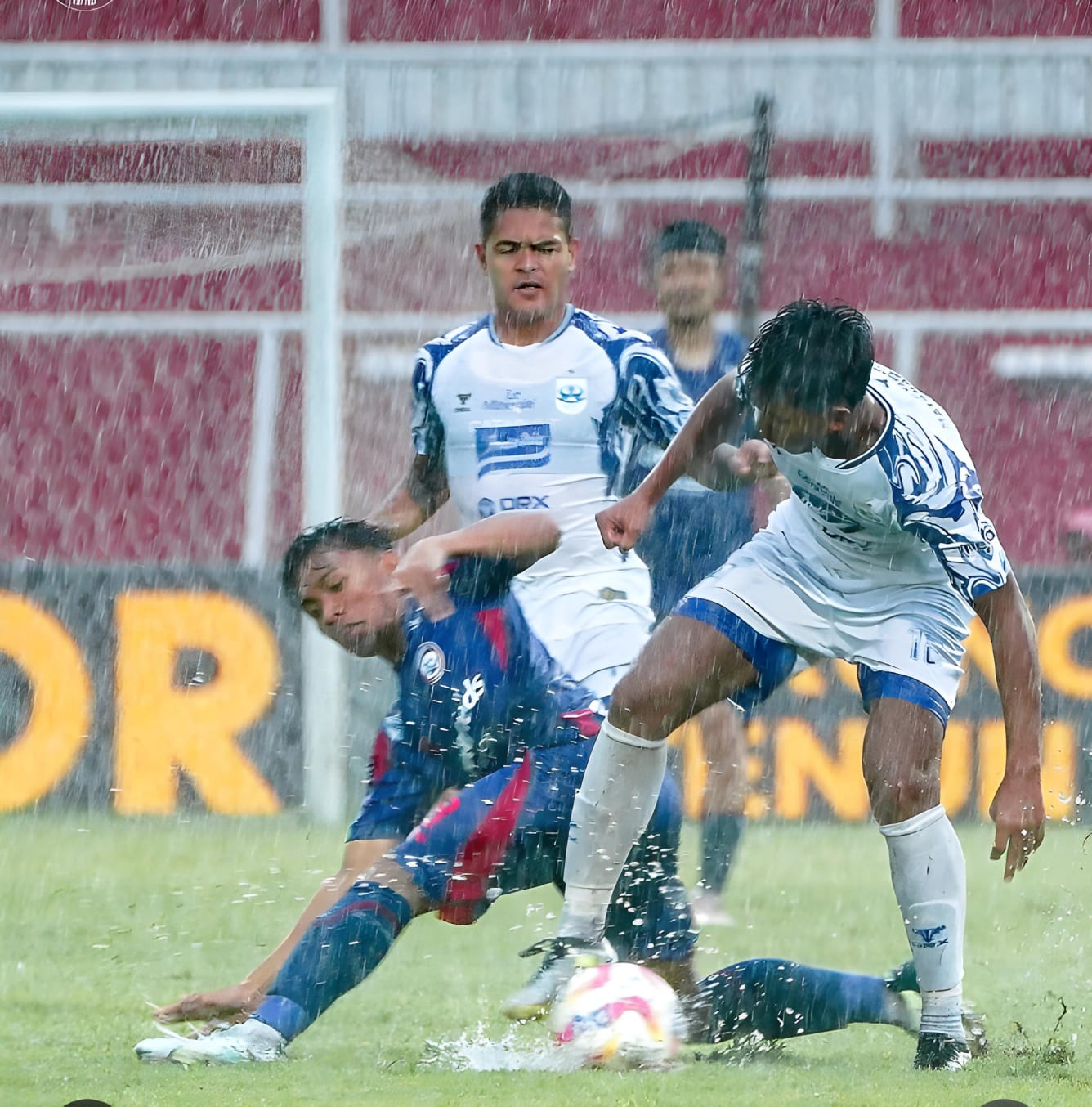 rema FC harus puas berbagi angka dengan PSIS Semarang dalam laga pekan ke-24 Liga 1 2024/2025.