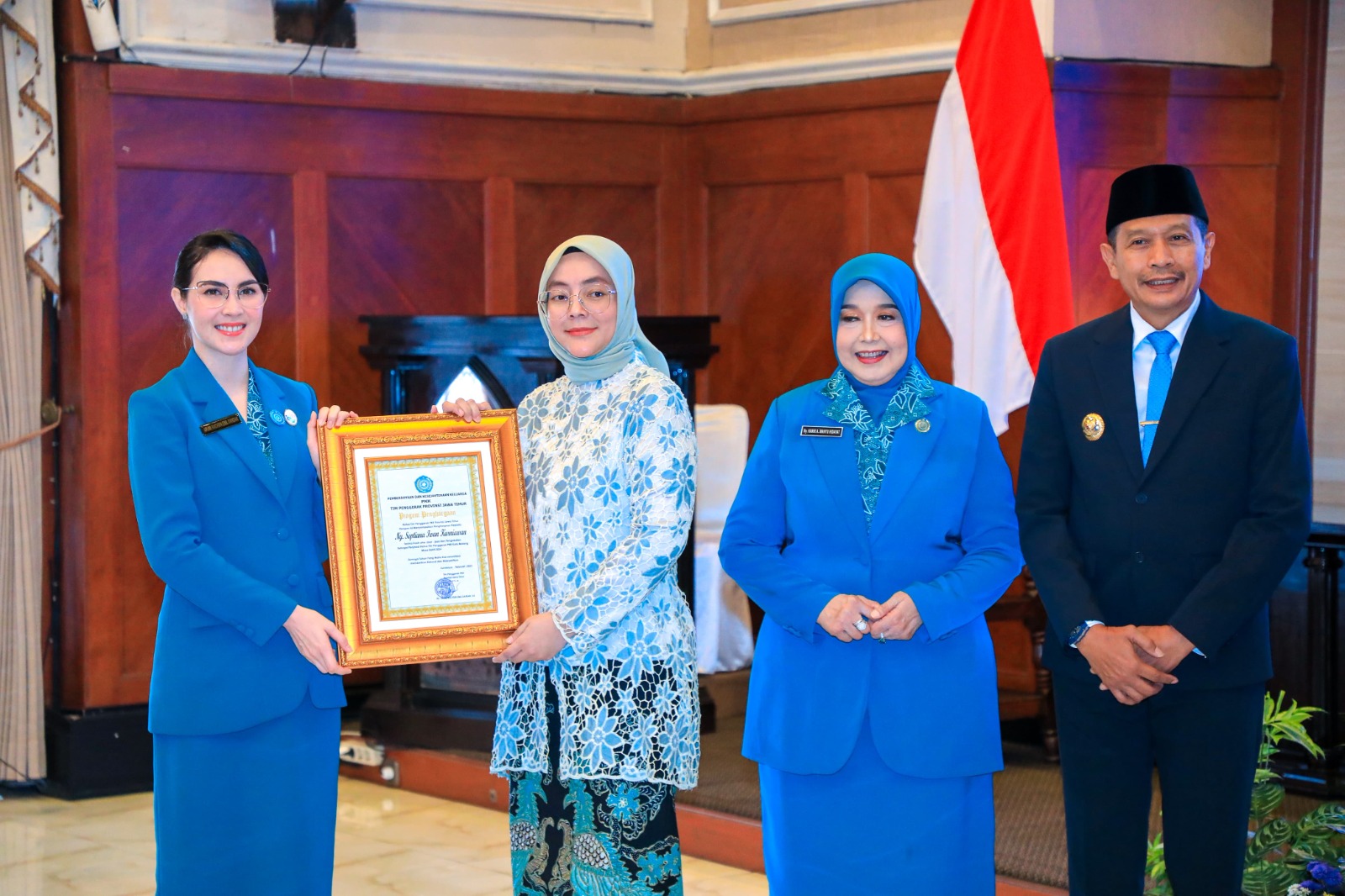 Arumi Bachsin dalam acara Serah Terima Jabatan Ketua TP PKK Kota Malang dari Septiana Iwan Kurniawan kepada Hanik Andriani Wahyu Hidayat untuk periode 2025-2030 di Balai Kota Malang, Rabu (12/3).