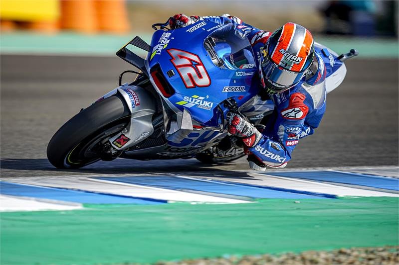 Pebalap Alex Rins