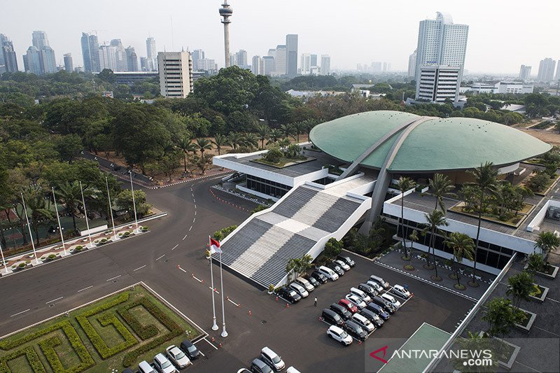 Gedung DPR di Jakarta. ANTARA FOTO/M Agung Rajasa
