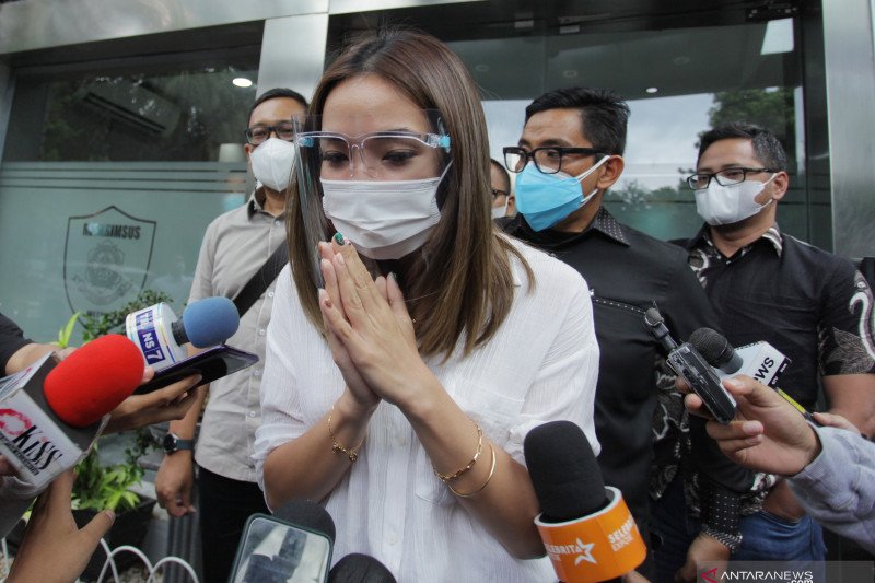 Gisel Ditetapkan sebagai Tersangka Bersama MYD terkait Video Asusila