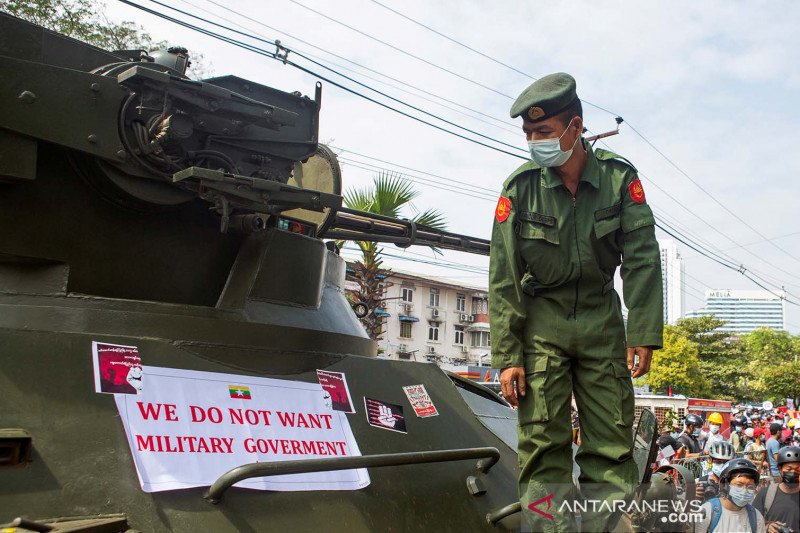 Facebook Memblokir Militer Myanmar