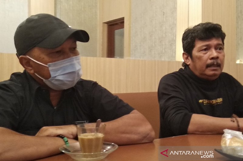 Fachri Husaini  Resmi Diperkenalkan sebagai Pelatih Tim PON Aceh