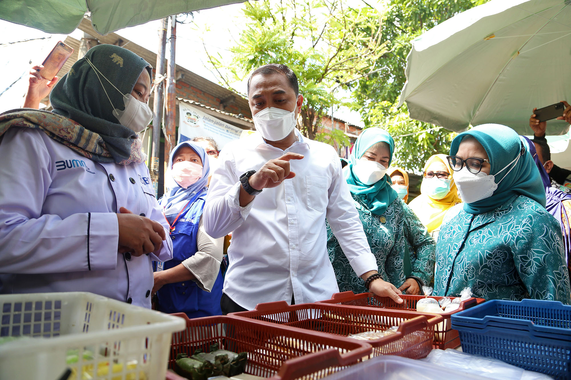 Sejahterakan UMKM, Wali Kota Eri Tata Kampung Kue