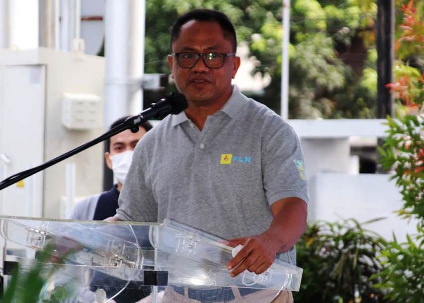Sekda Launching SPKLU Pertama di Maluku - Malut