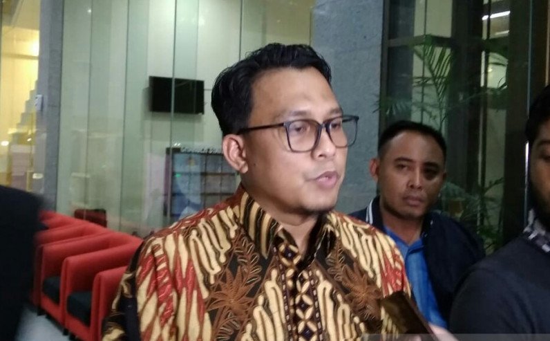 Nurhadi  Dicecar Pertanyaan Penemuan Barang Bukti ketika Ditangkap