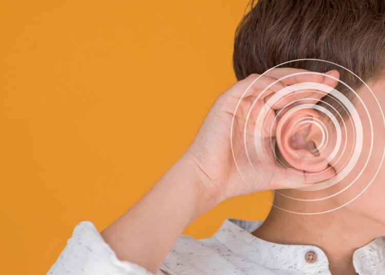 Penyebab utama gangguan pendengaran adalah tuli kongenital, infeksi telinga atau congek, tuli akibat bising, tuli karena faktor usia, dan tuli karena kotoran telinga