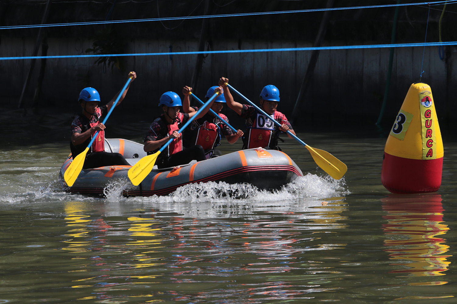 Puluhan Tim Bertanding dalam Kejuaraan Open Dayung Perahu Karet Piala Wali Kota Surabaya Tahun 2023