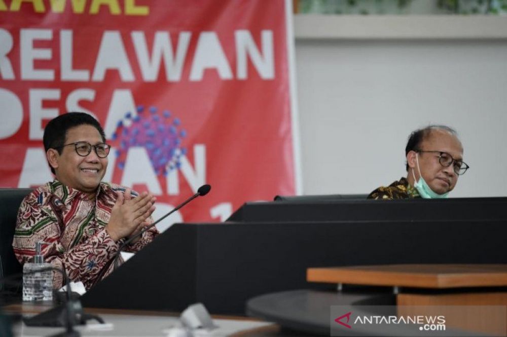 DANA BANTUAN: Menteri Desa, Pembangunan Daerah Tertinggal dan Transmigrasi Abdul Halim Iskandar. (ANTARA/ (Humas Kemendes PDTT)