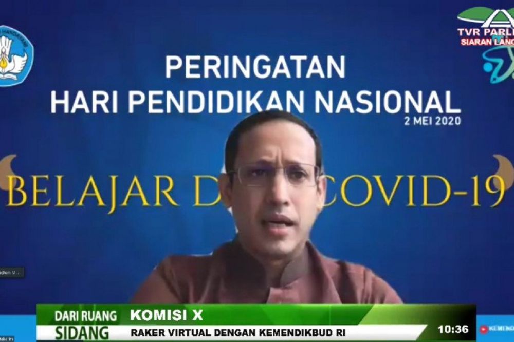 Tangkapan layar Mendikbud Nadiem Makarim dalam rapat kerja Komisi X DPR di Jakarta, Senin (4/5). (ANTARA/Indriani)