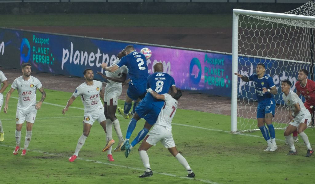 Persib Bandung Mengamuk di Kandang, Persik Kediri Tumbang 4-1