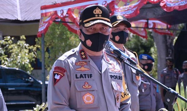 Kapolda NTT Irjen Pol. Drs. Lotharia Latif, SH .M.Hum. ist