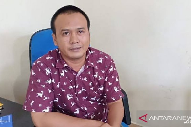 Ketua KPU Kabupaten OKU, Naning Wijaya. ANTARA/Edo Purmana