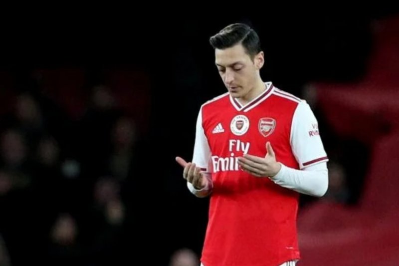 Mesut Ozil Berencana Pindah ke DC United