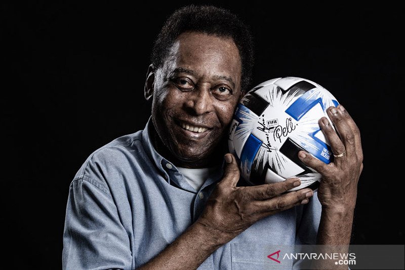 Pecahkan Rekor Gol Miliknya, Pele Beri Selamat Ronaldo