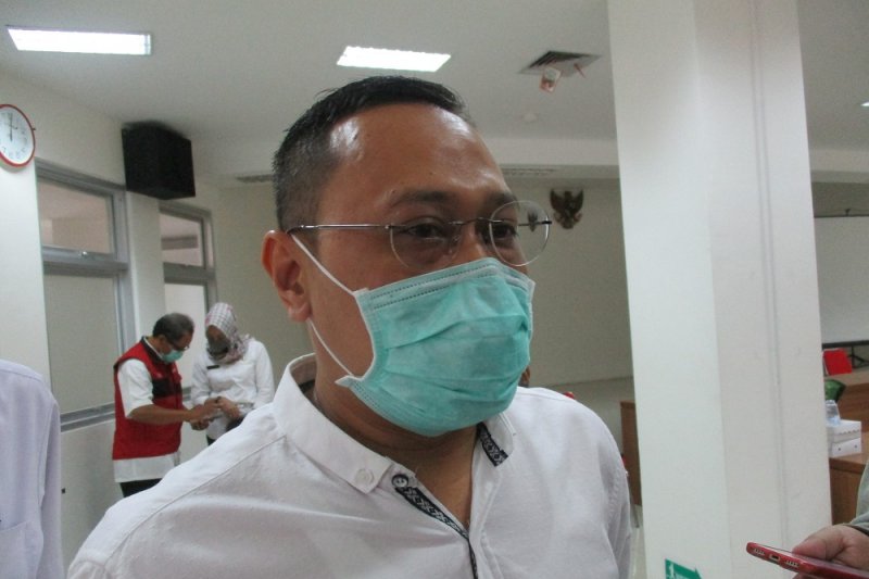 Juru Bicara Satgas Penanganan COVID-19 Kota Kediri dr Fauzan Adima. ANTARA/Asmaul Chusna

