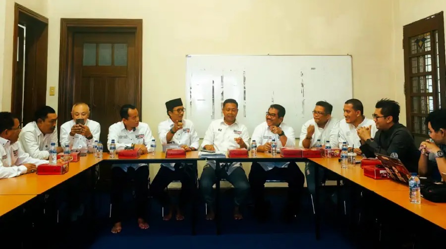 Tim Pemenangan Provinsi (TPP) Bidang Hukum Khofifah-Emil bergerak cepat dalam memastikan proses Pemilu 2024 berlangsung secara bersih, jujur, dan adil (luber dan jurdil).