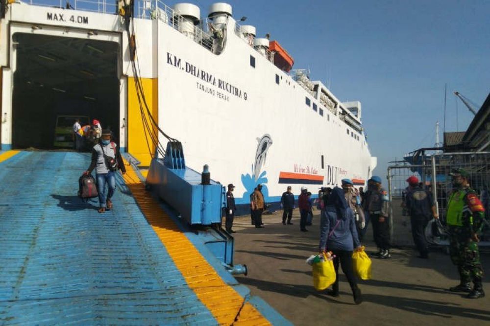 181 TKI  Pulang Kampung ke Semarang