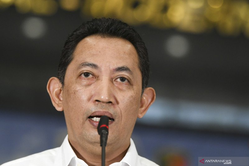 Kabareskrim Polri Komjen Pol Listyo Sigit Prabowo memberikan keterangan pers di kantor Bareskrim Mabes Polri, Jakarta, Selasa (15/12/2020). ANTARA FOTO/Galih Pradipta/aww. (ANTARA FOTO/GALIH PRADIPTA)

