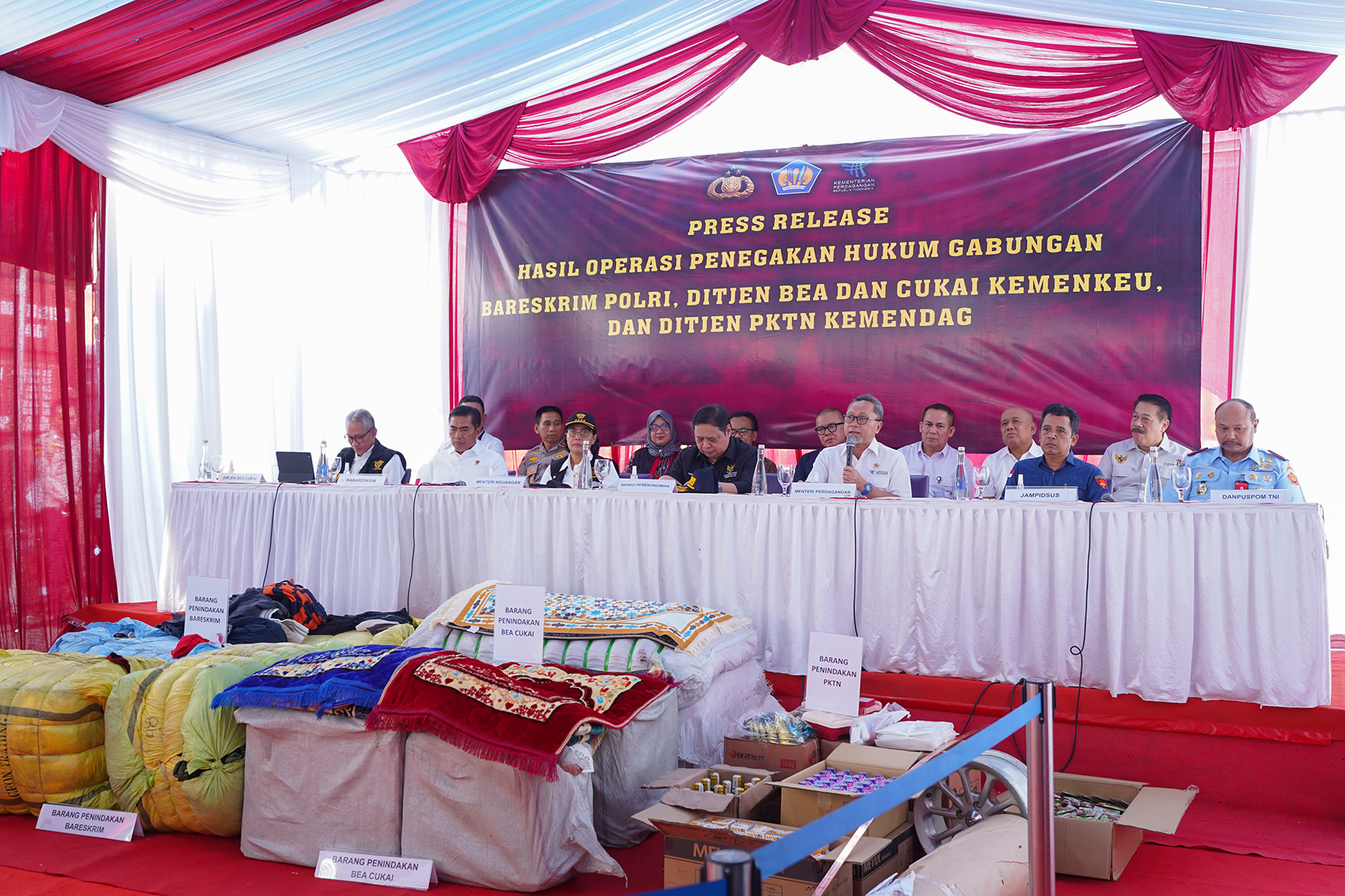 Pemerintah Perketat Pengawasan Keluar Masuk Barang Impor