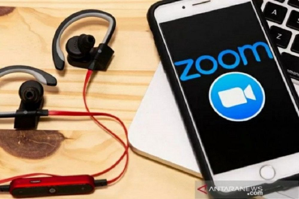 Zoom bisa jadi pilihan